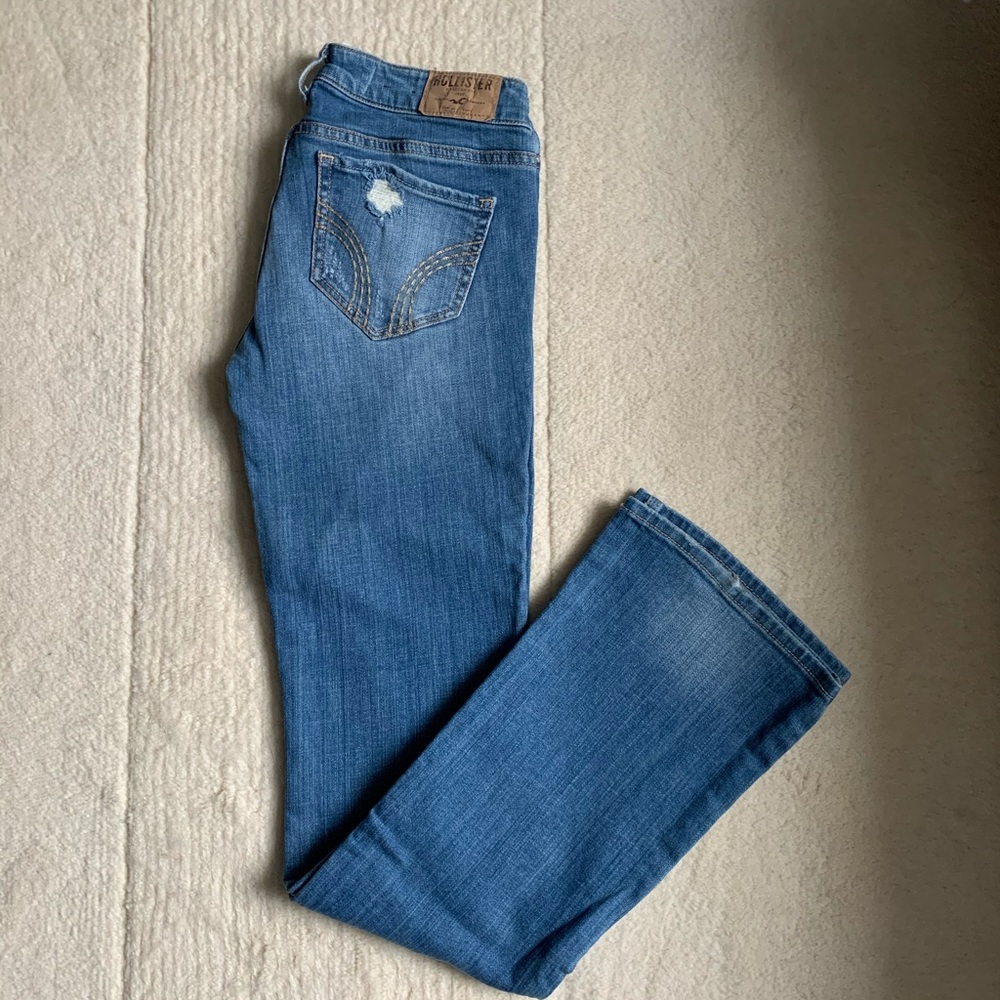 Hollisrer Distressed Straight Jeans size 26